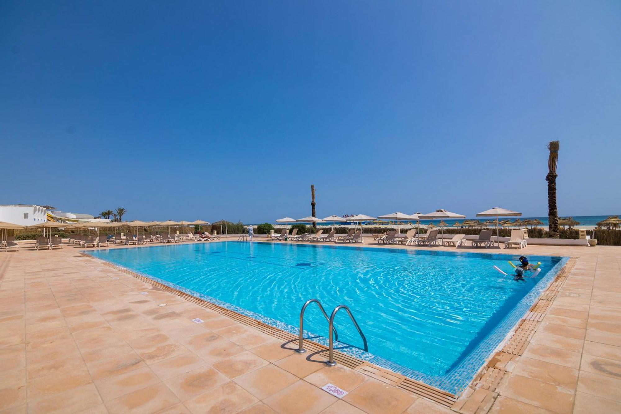 Triffa Tmk Marine Beach By Turismark מראה חיצוני תמונה